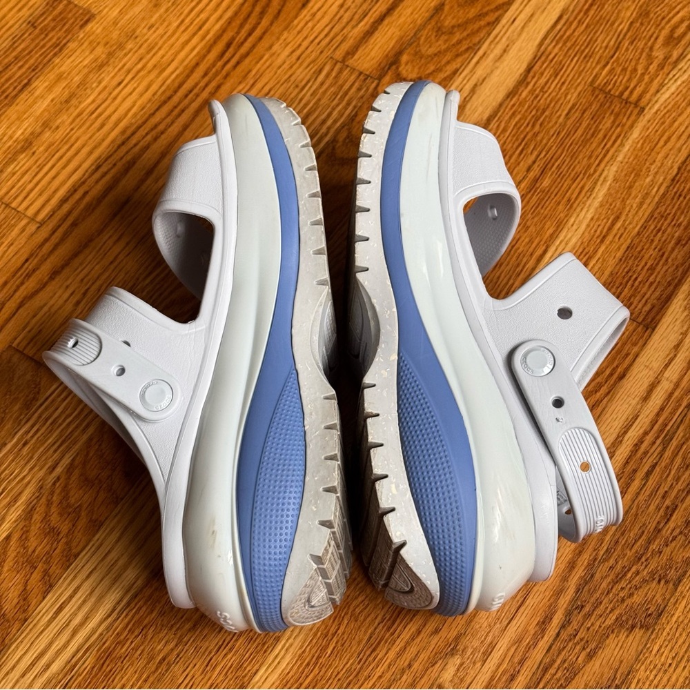 Mega crush platform Crocs sandals in blue size women 9 - Picture 3 of 9